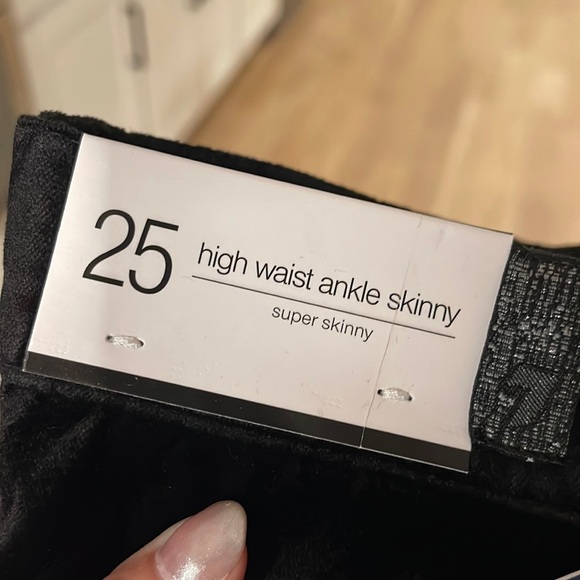NWT 7 For All Mankind High Rise Ankle Skinny Button Fly Black Velvet Pants 25 - Picture 5 of 11